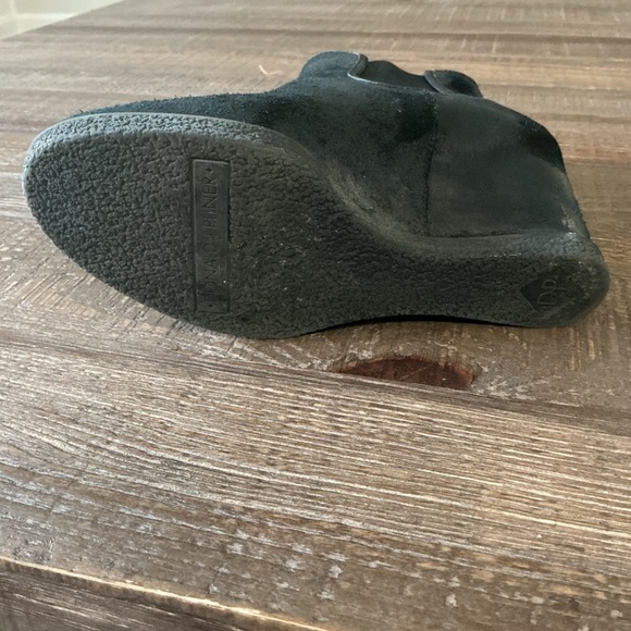 Donald J. Pilner Dillion Black Distressed Ankle Wedge Boots Size 6.5 - Picture 10 of 10